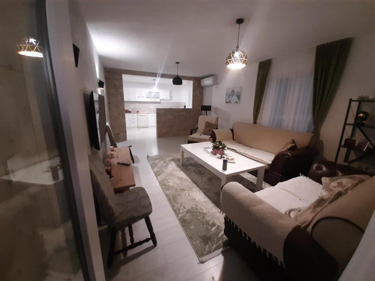 Bonaca - Bar Apartment Bagian luar foto