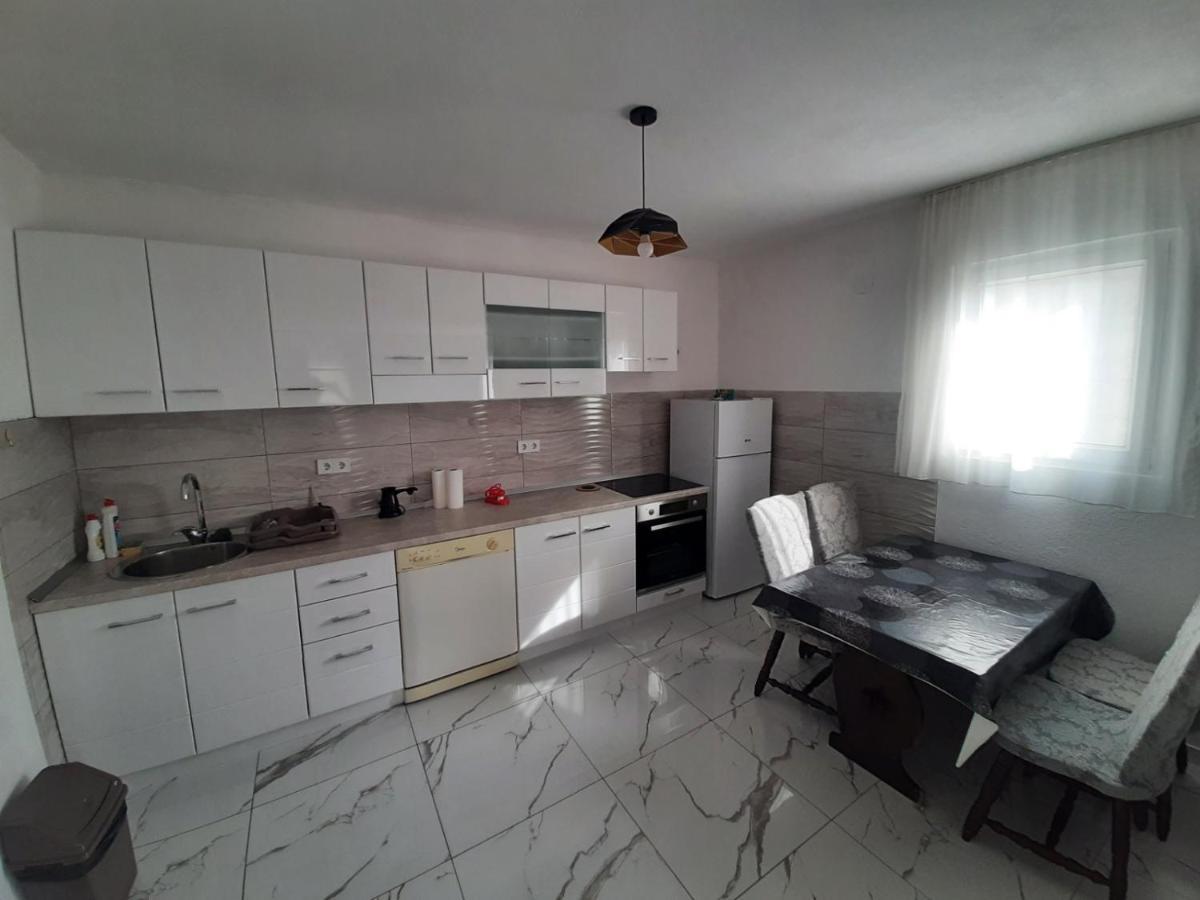Bonaca - Bar Apartment Bagian luar foto