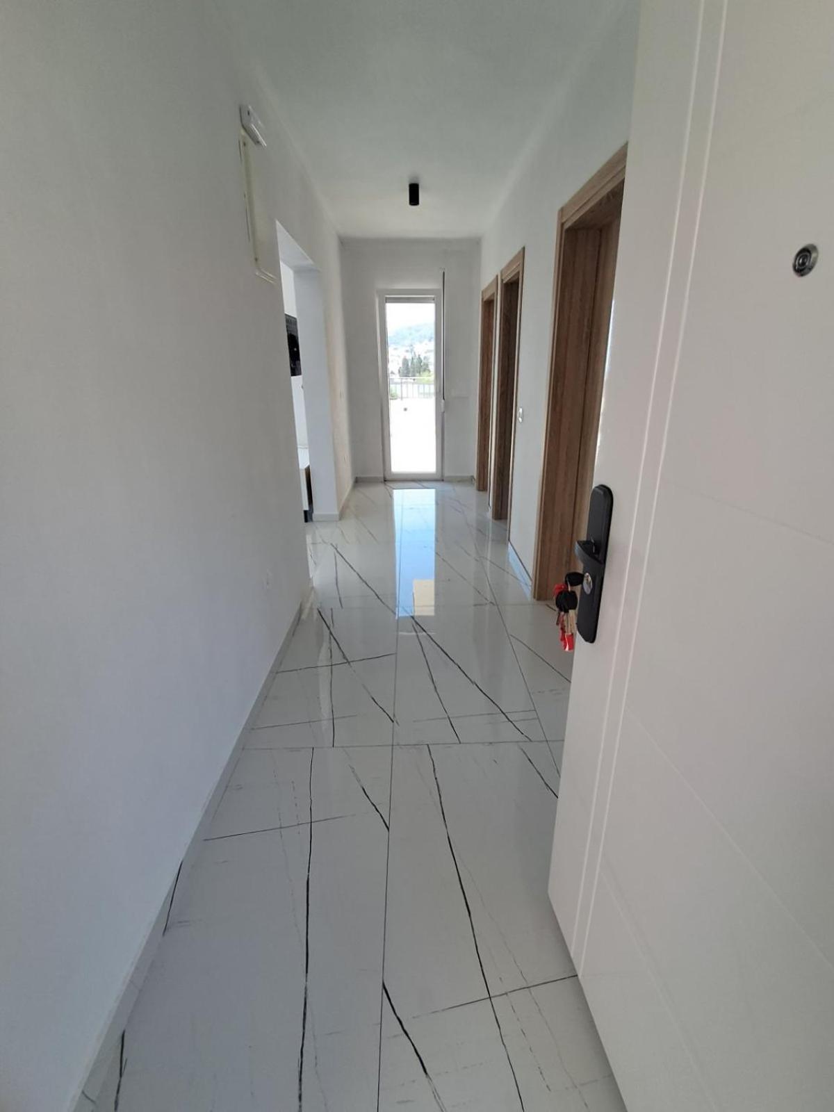 Bonaca - Bar Apartment Bagian luar foto