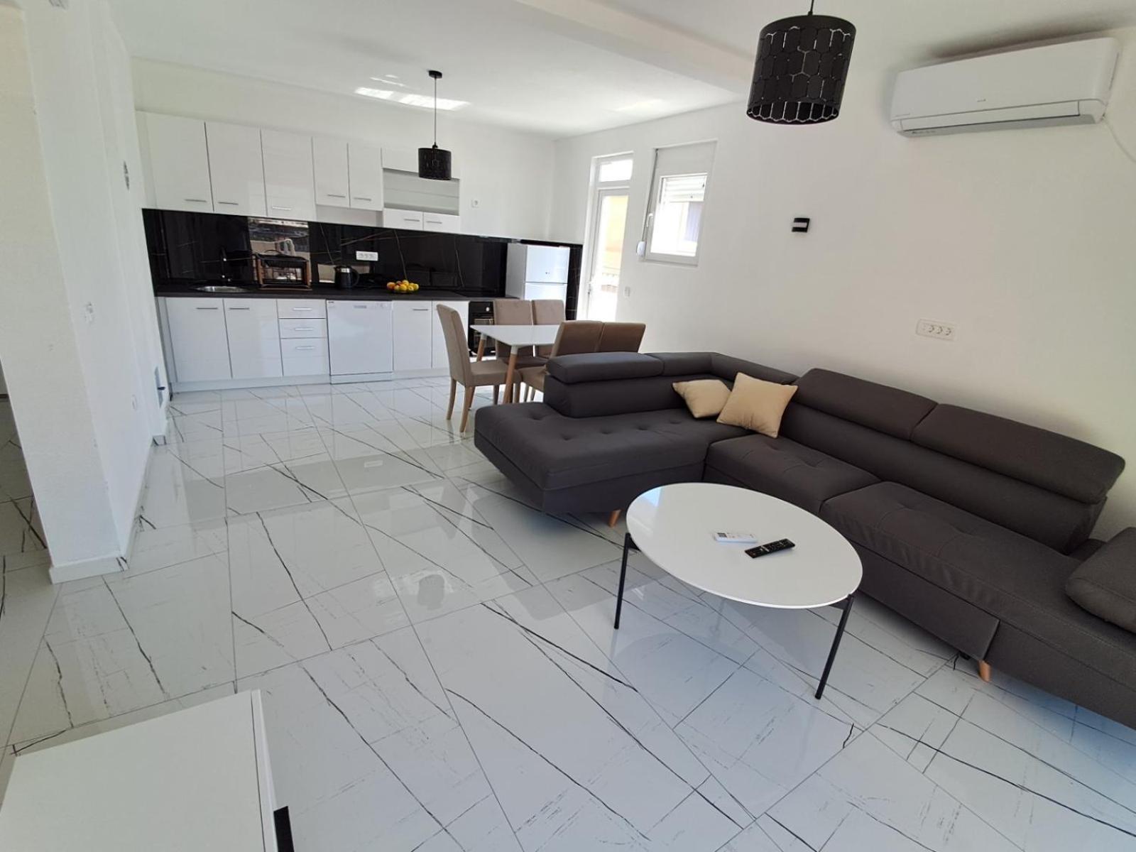 Bonaca - Bar Apartment Bagian luar foto